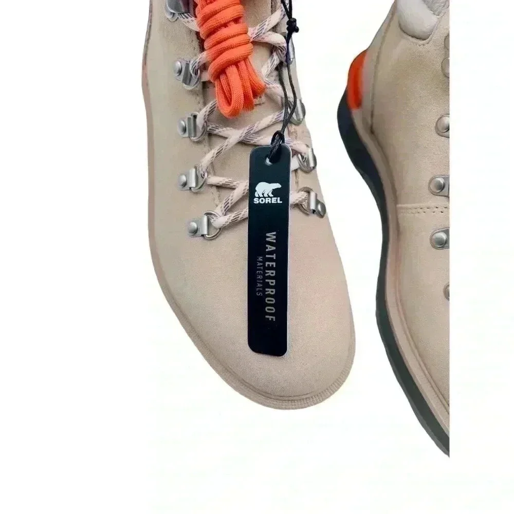Sorel Women’s Hi-Line Suede Hiker Boots•Light Tan•Size 9•New With Box•